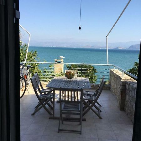 Seafront Apartment Ιι In Kiveri, Near Nafplion. Екстериор снимка