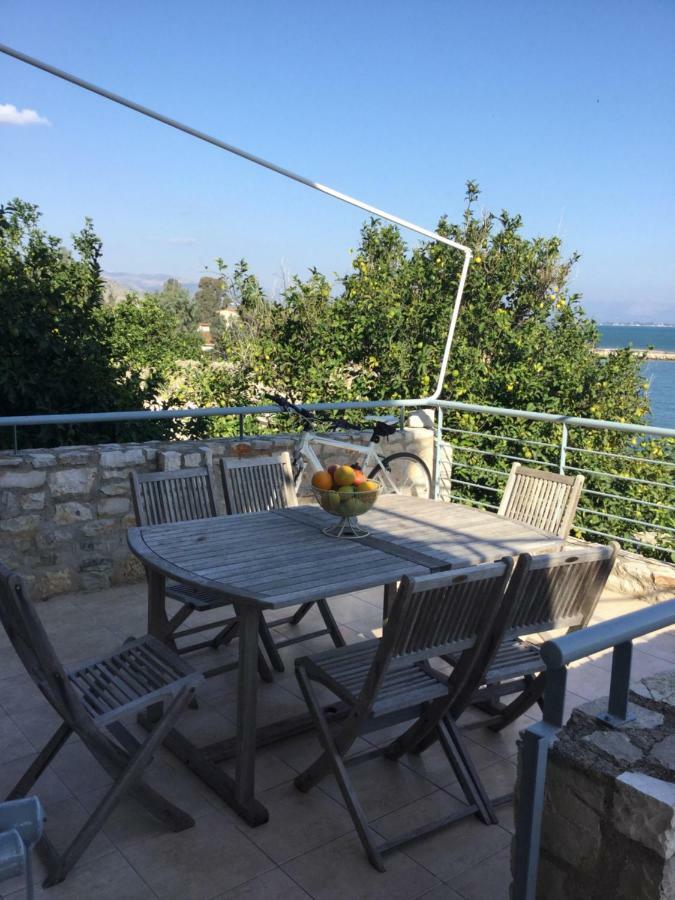 Seafront Apartment Ιι In Kiveri, Near Nafplion. Екстериор снимка